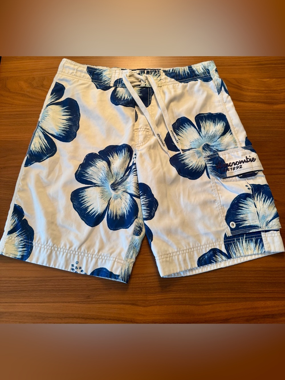 Y2K Abercrombie Men's White & Blue Floral Swim Shorts